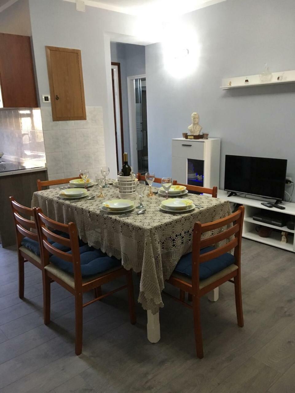 Apartment Kumicic - 3 Bedrooms Ичичи Экстерьер фото