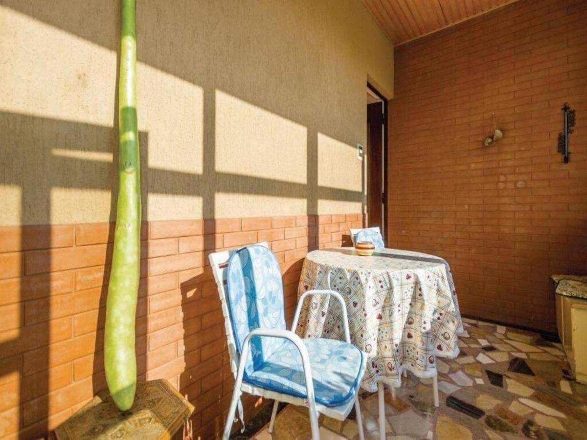 Apartment Kumicic - 3 Bedrooms Ичичи Экстерьер фото